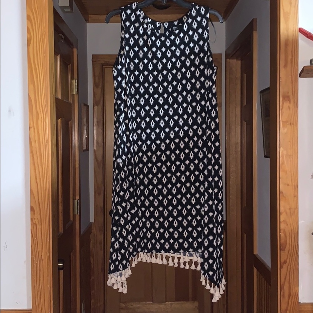 Asymmetric dress